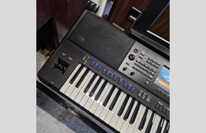 Yamaha PSR-SX700 Keyboard, Used (SN:BCDP01033) - Image 6